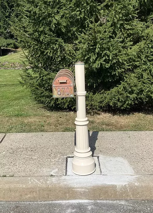 Streetscape Standard Mailbox Post