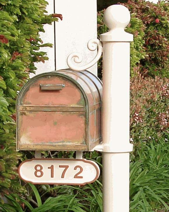 streetscape-inc-mailboxes-si-223sx-newport-lg-mailbox-post---oxford-brass-mailbox