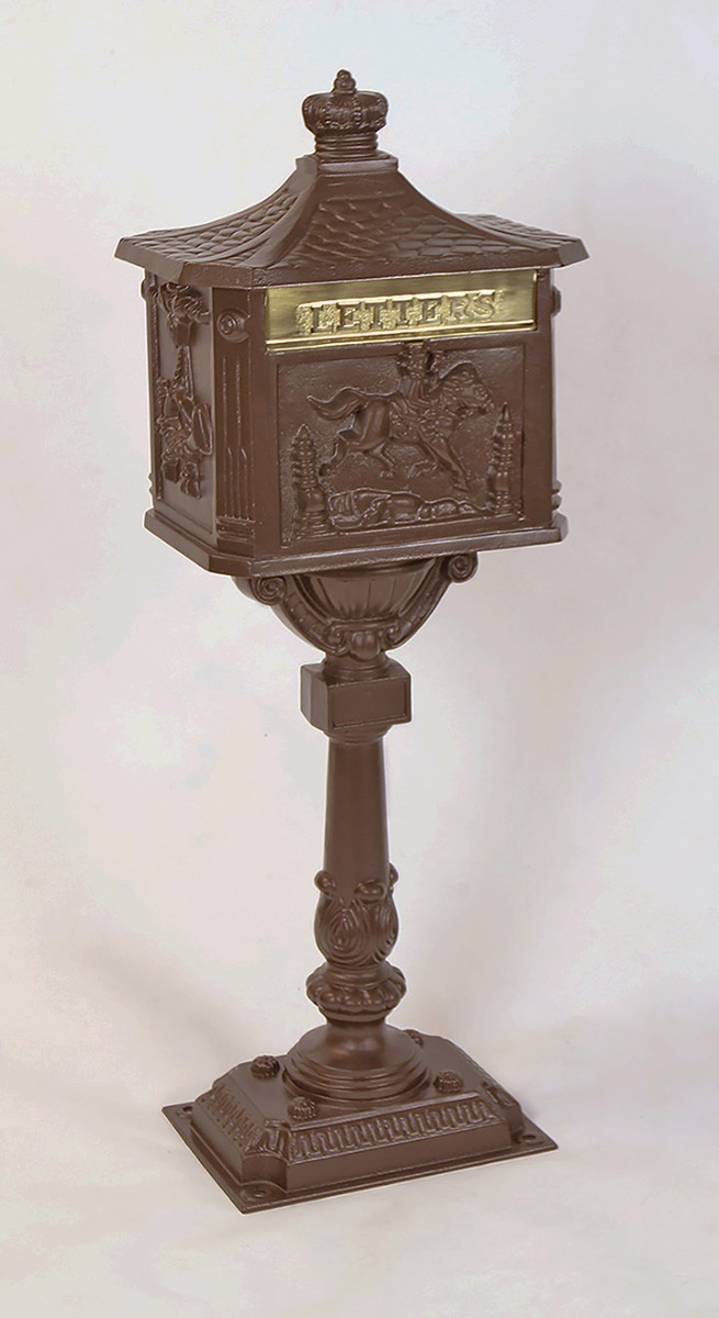 Amco Victorian Pedestal Locking Mailbox in Textured Bronze