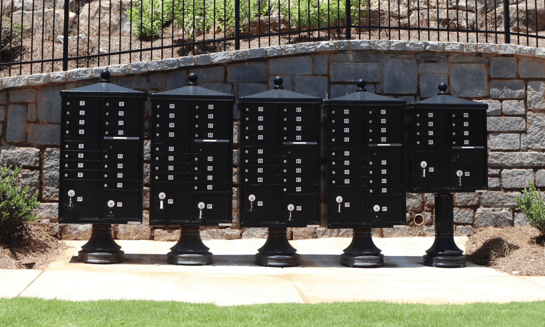 Who Is Responsible for Cluster Mailboxes?