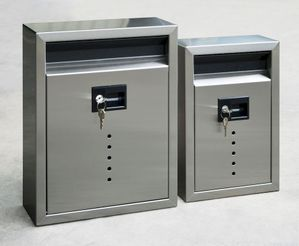 Ecco Mailboxes