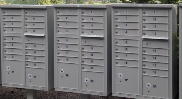 Florence 12 Door USPS Cluster Mailbox with Parcel Locker, Pedestal Inc